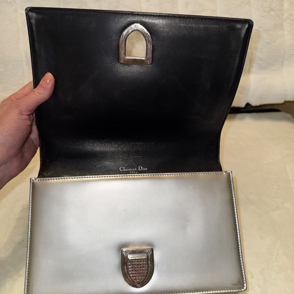 CHRISTIAN DIOR SILVER SHOULDER BAG / CROSSBODY - Picture 6 of 9